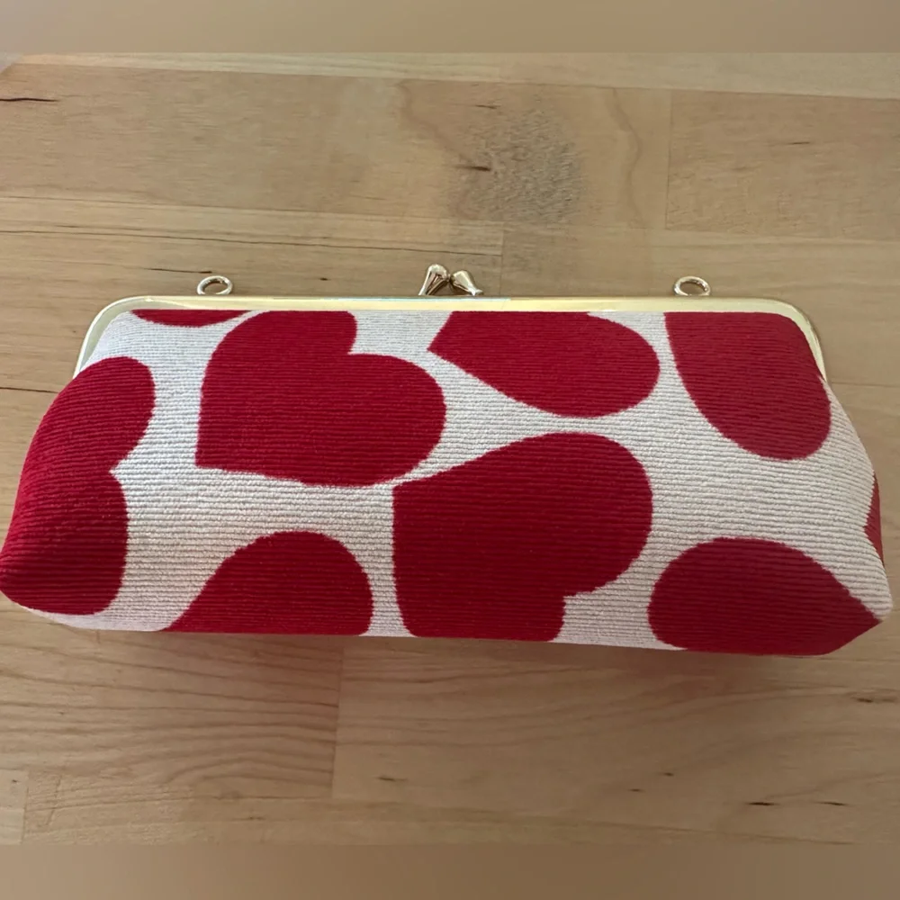 MIU MIU Red Heart Cosmetic Pouch / Bag With Chain NEW - Picture 5 of 5